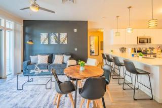 Spacious 2BD DT - Balcony, Gym, W-D, Parking - Sleeps 8 - Phoenix - 9