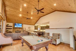 BearFoot Hills Retreat by Avada Properties - 8