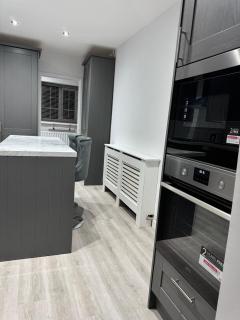 Sole Diamond Home - Stoke on Trent - 4