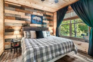 Bear Up There Cabin by Avada Properties - Pigeon Forge - 2