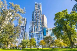 Sophisticated Living in the Paris End of Melbourne - 2