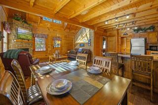 Bear Hug by Avada Properties - 6