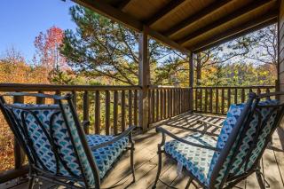 Bear Hug by Avada Properties - 5