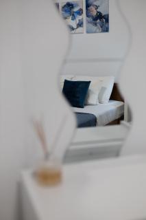 Cozy Home in the heart of Tourist Area with Pool - Pafos - 6