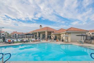 Rare King Bed Hot Tub Pool Golf Pickleball Parking - Scottsdale - 7