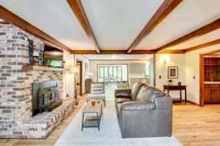 Deck and Game Room Mountaintop Hideaway in Tiger! - Tiger - 2