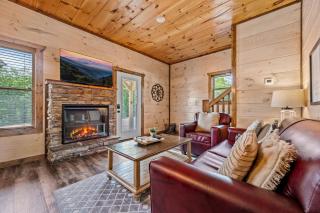 Bear Family Cabin by Avada Properties - Pigeon Forge - 0