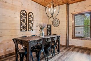 Bear Family Cabin by Avada Properties - 7