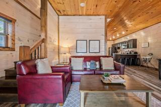 Bear Family Cabin by Avada Properties - 3