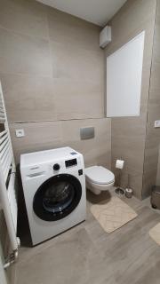 Stylish apartment near Old Town with AC and parking - Košice - 4