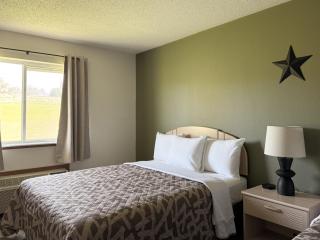 The Trail Inn - Stanton, IA - 620 Halland Ave - - 0
