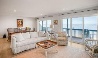Beautifully Updated 3-Bed, 2-Bath Oceanfront Retreat - Fripp Island - 4
