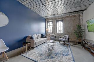 Stunning 1BD near Historic Pabst Brewery - Fiserv - Milwaukee - 0