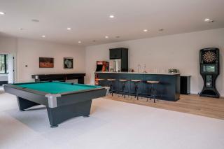 6BR Sand Valley Lodge with Hot Tub Bar & Putting Green - - 6