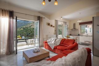 Stunning Mountain View - Authentic Cretan Village - Metókhion Apisianá - 0