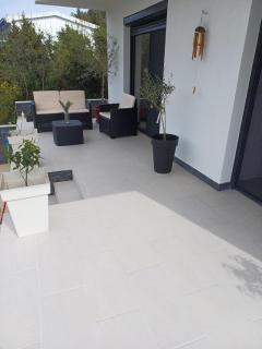 Utjeha Hills with Pool - Bar - 1
