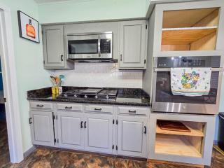 Waterfront Gem - Venetian Isles - 1