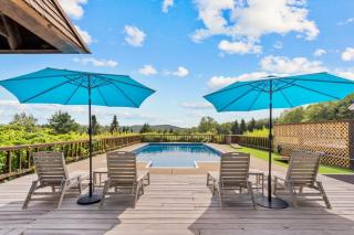 Vermont Retreat with private pool and tennis court - 9