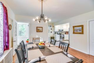 Lovely Westerley Home with Yard and Grill! - Westerly - 9