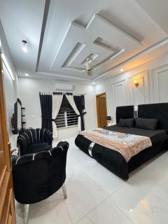 SKM Lodges - Islamabad - 1