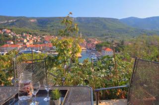 Best Sea View Apartment in Jelsa - Jelsa - 2