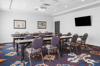 Best Western Plus New Richmond Inn & Suites - 7