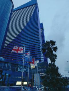 City Royale Luxury Sea View Suite with Balcony - Batoemi - 7