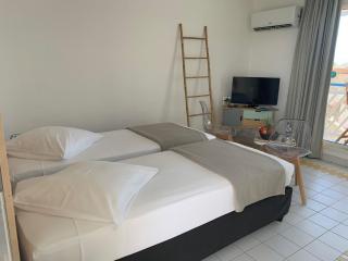 Studio vue mer dans une résidence créole avec piscine et lagon - Saint-François - 4