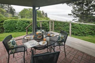 The Purcell House by AvantStay Surrounded in Lush Greenery w Large Yard Ocean Views - Neahkahnie Beach - 6