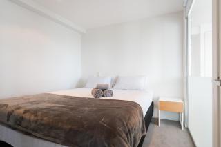 Incredible Skytower View 2 BDR Apt Near Queen St - Auckland - 3