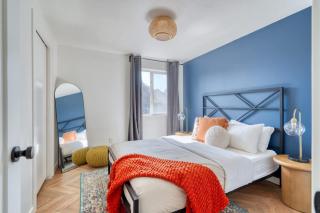 Stay Portland Collection - The Perfect Retro Portland Retreat - Vintage Shops - Portland - 0