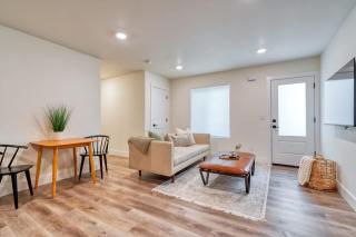 Stay Portland Collection - The Madison Farmhouse - Vintage Shops & Espresso - 2