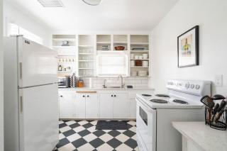Stay Portland - Charming East Portland Base, Explore and Unwind - Portland - 0