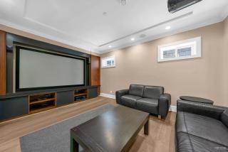 2Bed 2Bath Sauna Retreat - Vancouver - 8