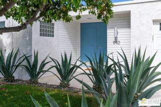 Modern Home with Garage AC and Pool - Palm Springs - 6