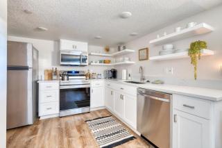 Stay Portland - Vibrant Portland Getaway, Chic Flat - Portland - 8