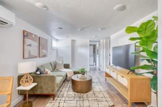Stay Portland - Vibrant Portland Getaway, Chic Flat - 4