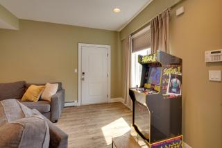 Outdoor Entertainment Areas Spacious Katonah Gem! - - 6