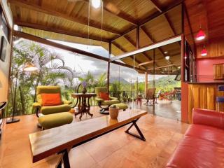 Romantic Retreat Volcano View! River Trail! - El Castillo de la Fortuna - 5
