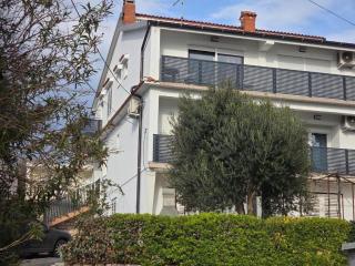 Apartments with a parking space Palit, Rab - 4983 - Rab - 0