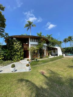 Luxo e conforto para 12 pessoas em casa com cozinheiro e piscina - 0