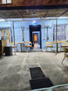 War Bunker Hostel - Saranda - 7