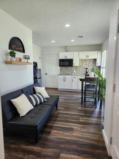 Modern retreat in central Beaumont - Beaumont - 6