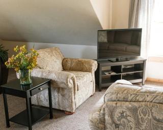 Franziska Haus - Dundee - 1