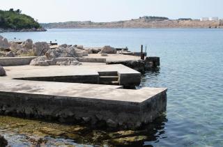 Seaside apartments with a swimming pool Omisalj, Krk - 24362 - Omišalj - 5
