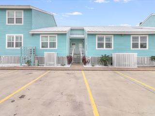 Kontiki Bayfront 103 - Rockport - 6