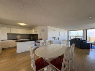 Araluen Unit 14 - Golden Beach - 3
