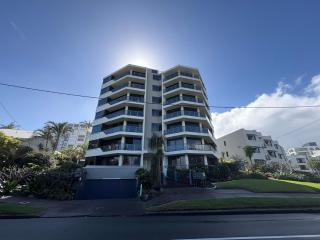 Araluen Unit 14 - Golden Beach - 8