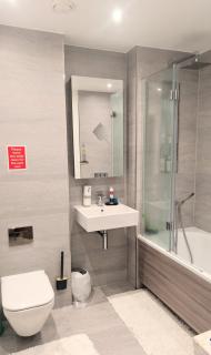 Luxury living- colindale garden -Double room - 9