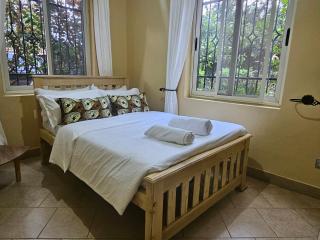 Cosy, private and modern - Kampala - 6